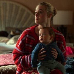 Elle Fanning en el 1x07 de 'Margo's Got Money Troubles'