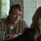 Greg Kinnear en el 1x08 de 'Margo tiene problemas de dinero'