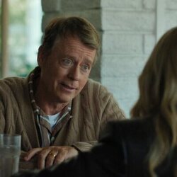 Greg Kinnear en el 1x08 de 'Margo tiene problemas de dinero'