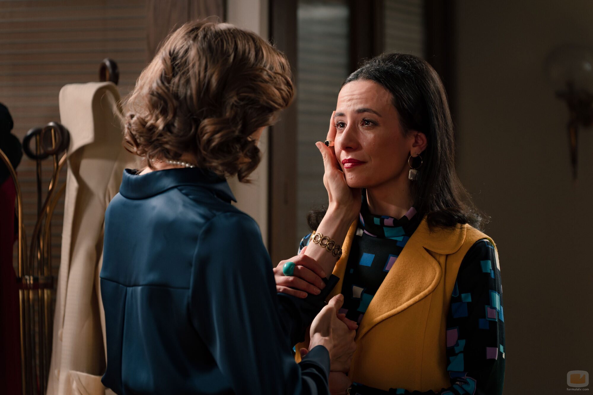 Marta Belmonte y Antea Rodríguez en el 3x131 de 'Sueños de libertad'