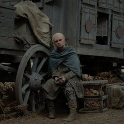 Tom Glynn-Carney en 'Nunca doblegado, nunca roto' de 'House of the Dragon'