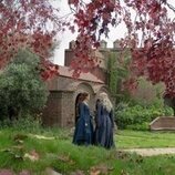 Phia Saban y Olivia Cooke en Capítulo 5 titulado 'Nunca doblegado, nunca roto' de 'La Casa del Dragón'