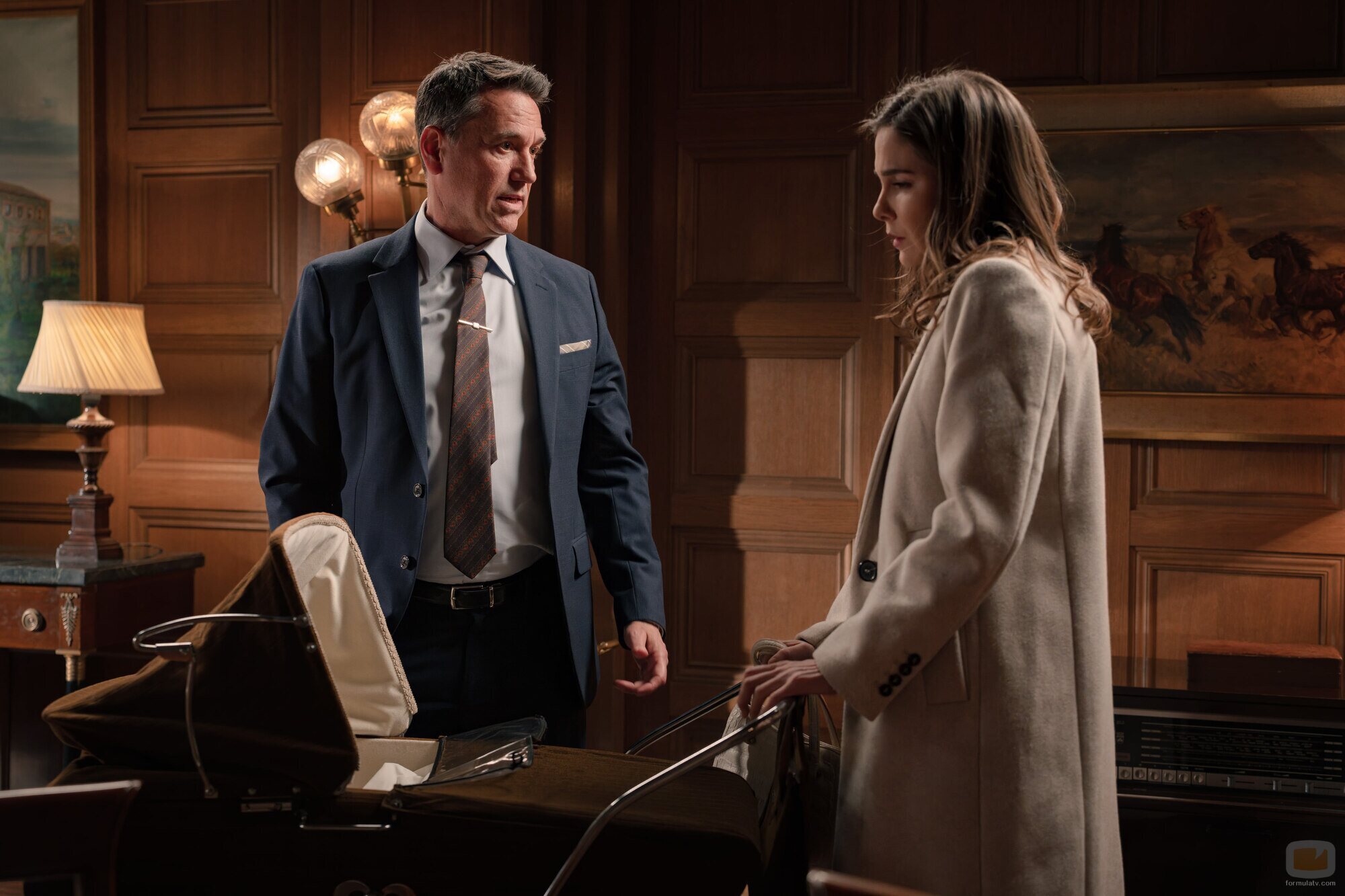 Oriol Tarrasón y Natalia Sánchez en el 3x132 de 'Sueños de libertad'
