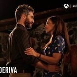 Paula Echevarría y Michel Noher en una imagen de 'A la deriva'