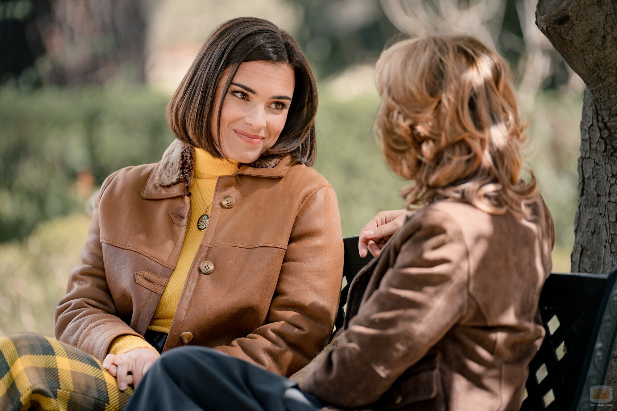 Carolina Román y Alba Brunet en Capítulo 137 titulado 'Miércoles 29 de julio de 2026' de 'Sueños de libertad'