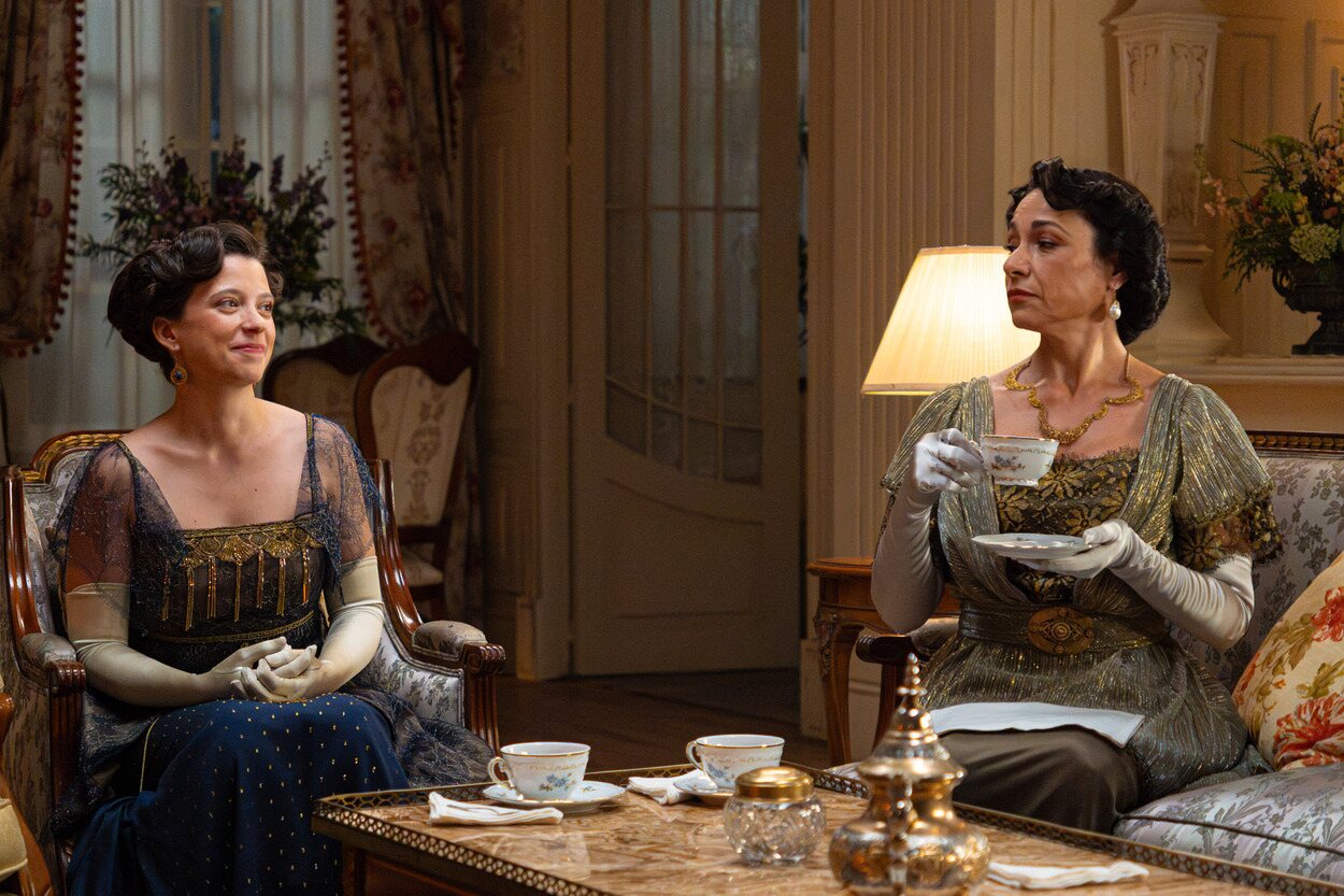 Martina y Leocadia en una escena de 'La promesa'