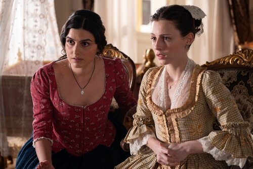 Emma Guilera y Loren Mairena en 3x211 titulado 'Viernes 17 de julio de 2026' de 'Valle Salvaje'