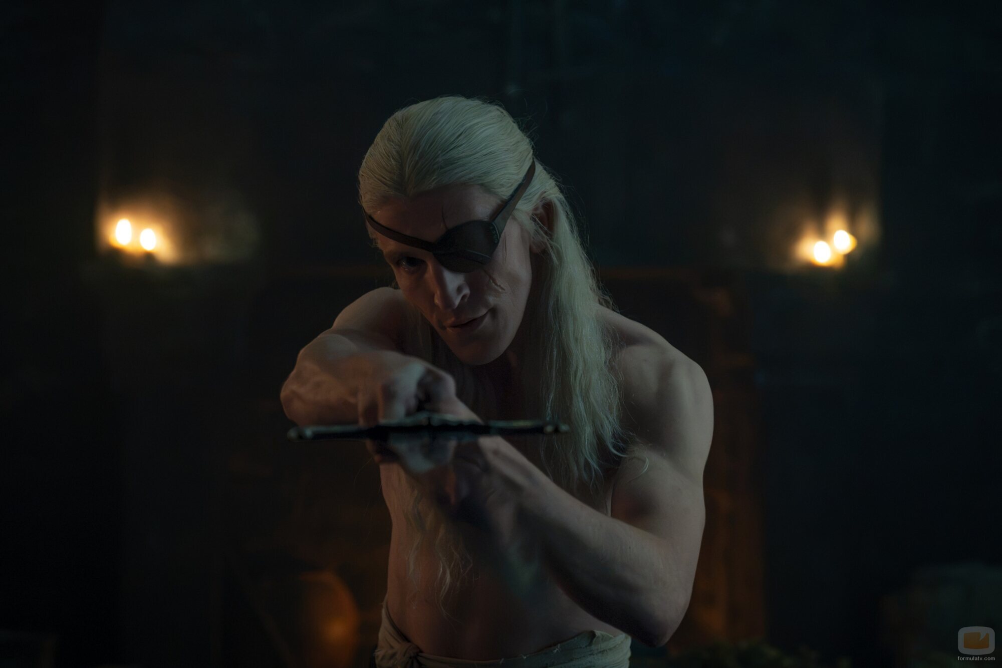 Ewan Mitchell en el 3x07 de 'House of the Dragon'