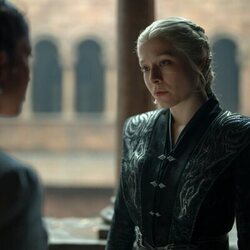 Emma D'Arcy y Sonoya Mizuno en el 3x07 de 'House of the Dragon'