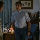 Martiño Rivas y Maxi Iglesias en 1x08 'Adiós La Caleta' de 'Ella, maldita alma'