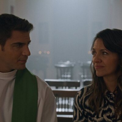 Ana Ruiz y Maxi Iglesias en 1x08 titulado 'Adiós La Caleta' de 'Ella, maldita alma'