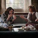 Carolina Román y Ana Fernández en 3x147 titulado 'Miércoles 12 de agosto de 2026' de 'Sueños de libertad'