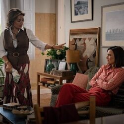 Carolina Román y Alba Brunet en 3x147 titulado 'Miércoles 12 de agosto de 2026' de 'Sueños de libertad'