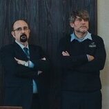 Carlos Areces y Salva Reina en 4x04 'Episodio 4' de 'Muertos S.L.'