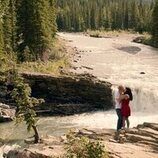 Nikki Rodriguez y Noah LaLonde en Capítulo 1 titulado 'Vuelta a casa' de 'Mi vida con los chicos Walter'