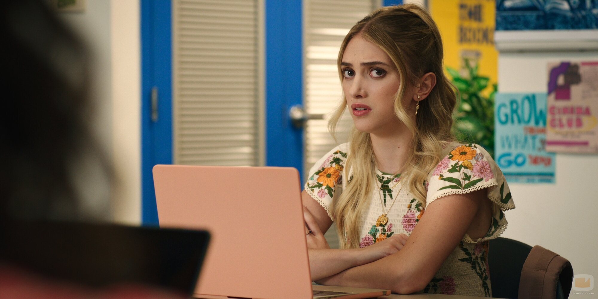 Madison Brydges en el 3x02 de 'Mi vida con los chicos Walter'