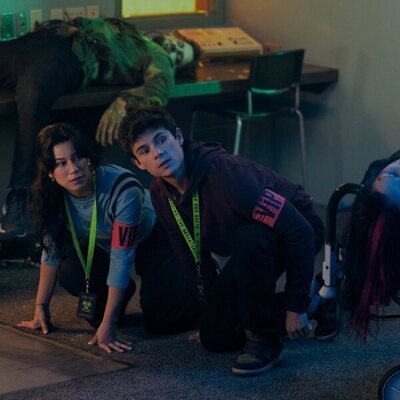 Ashby Gentry y Mya Lowe en Capítulo 2 titulado 'Atención dividida' de 'Mi vida con los chicos Walter'