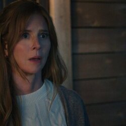 Instantánea de Sarah Rafferty en 3x02 'Atención dividida' de 'Mi vida con los chicos Walter'