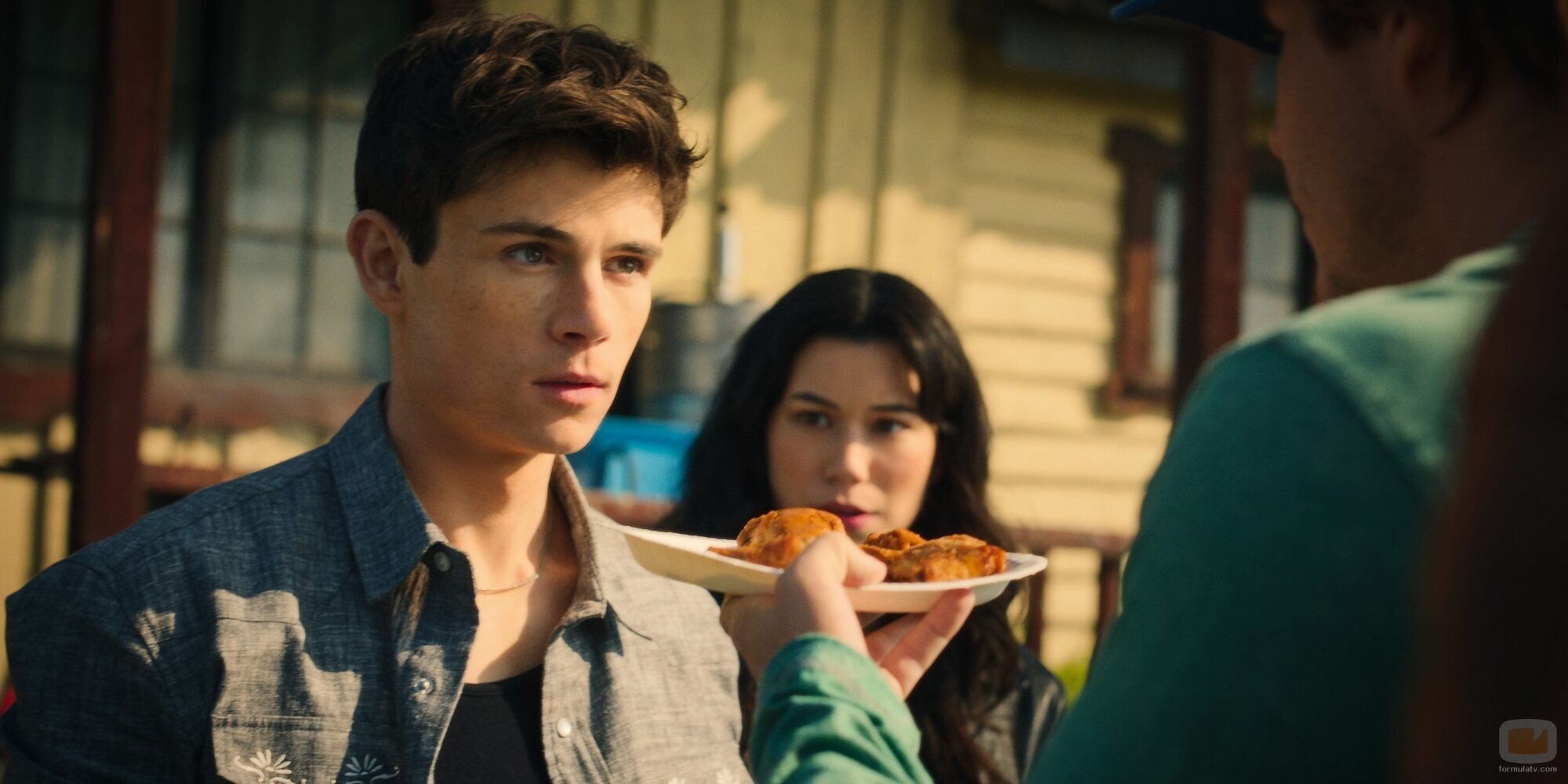 Mya Lowe y Ashby Gentry en 'Tensión máxima' de 'Mi vida con los chicos Walter'