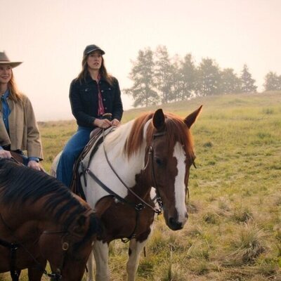 Sarah Rafferty y Janet Kidder en el 3x04 de 'My Life with the Walter Boys'