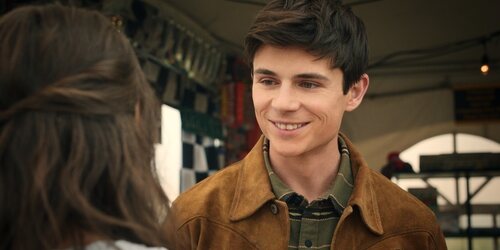 Ashby Gentry en 3x04 titulado 'Amor verdadero sin frenos' de 'Mi vida con los chicos Walter'