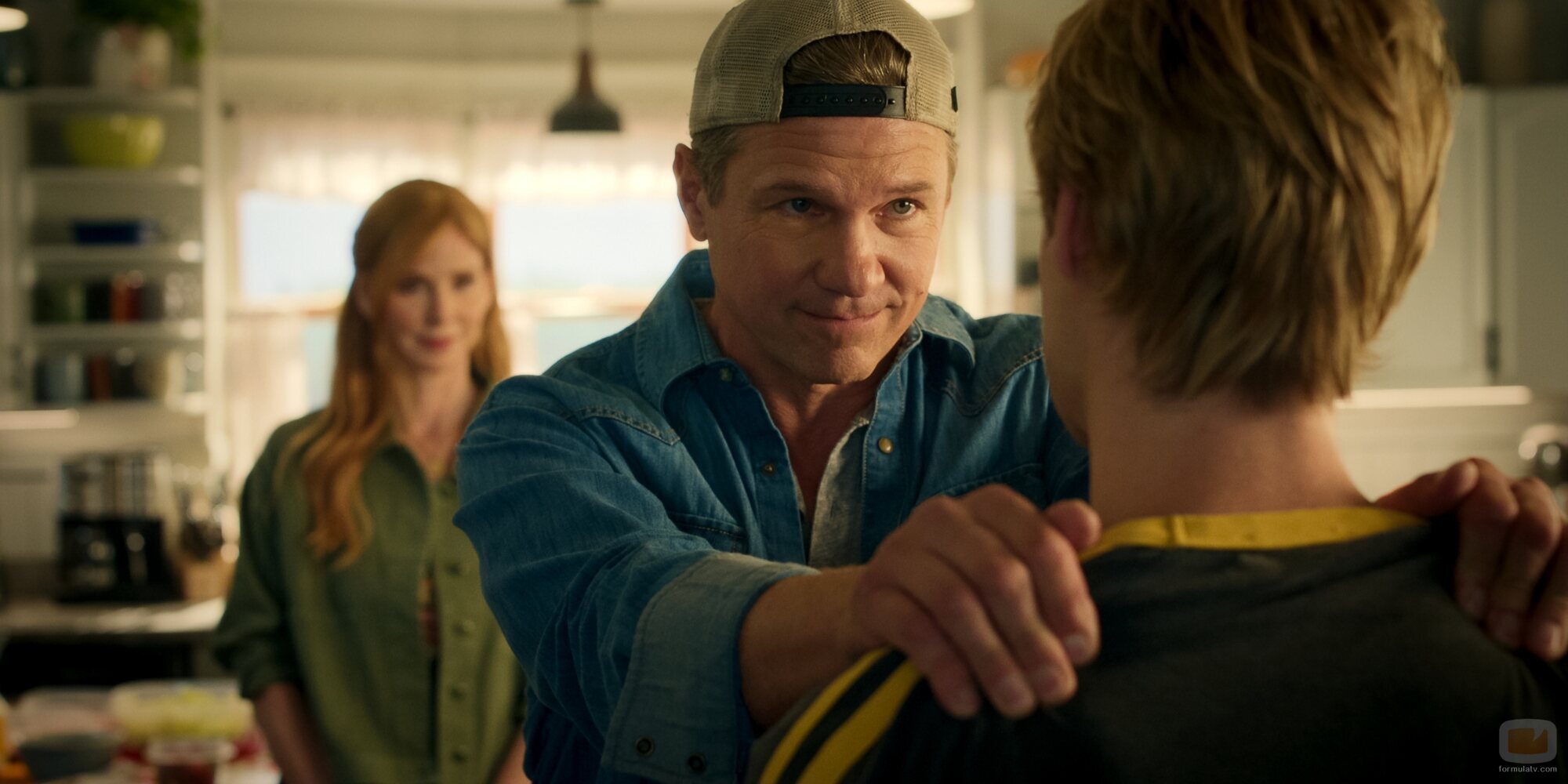 Marc Blucas y Sarah Rafferty en 'Amor verdadero sin frenos' de 'Mi vida con los chicos Walter'