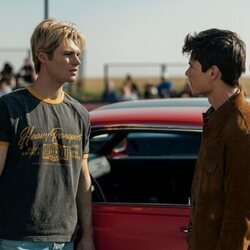 Ashby Gentry y Noah LaLonde en el 3x04 de 'My Life with the Walter Boys'