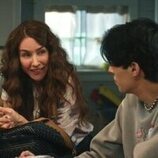 Isaac Arellanes y Erin Karpluk en el 3x05 de 'My Life with the Walter Boys'