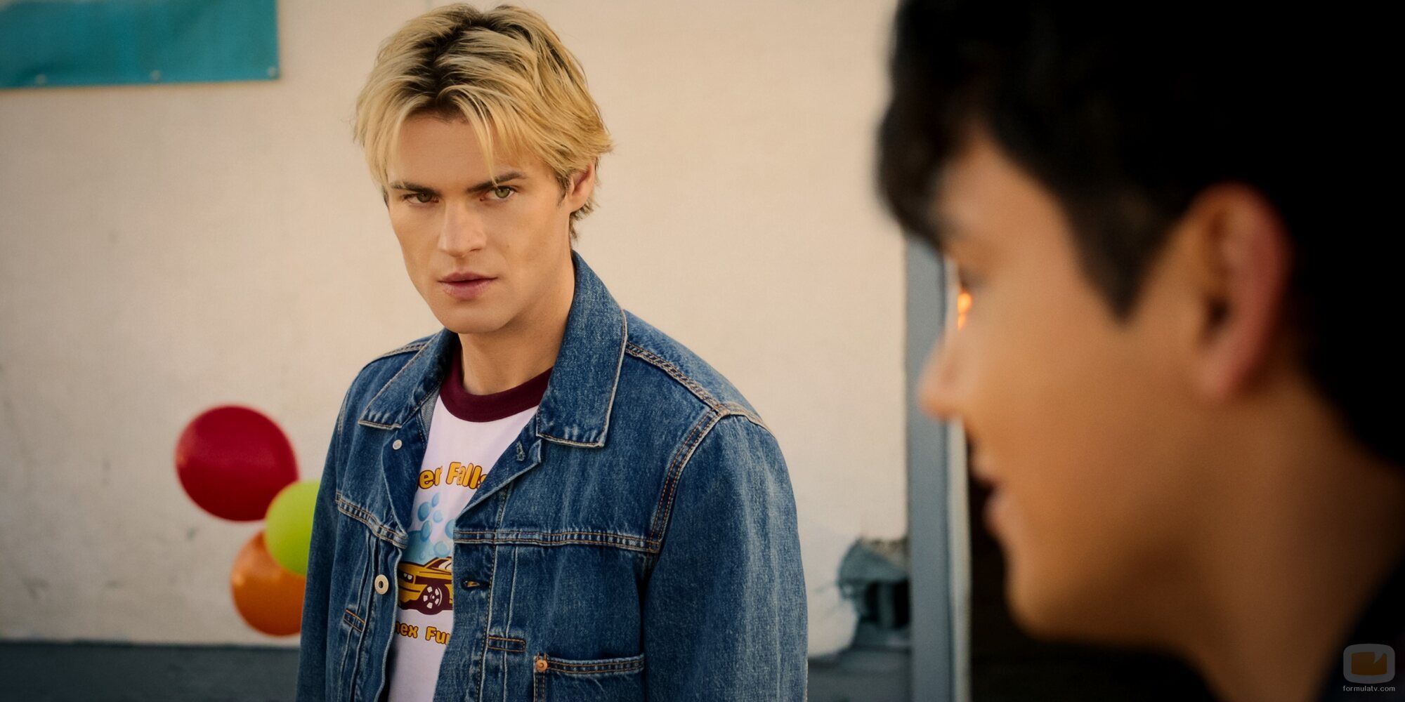 Noah LaLonde en el 3x07 de 'My Life with the Walter Boys'