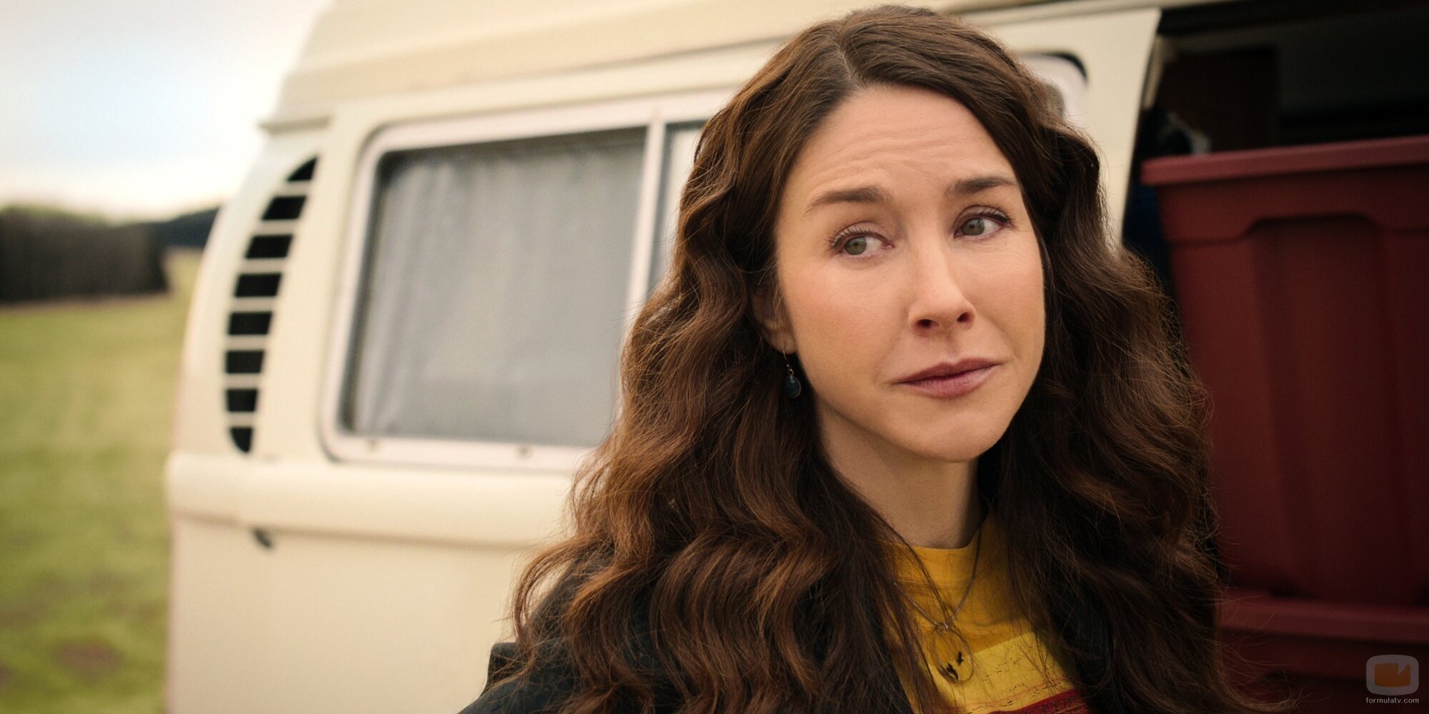 Erin Karpluk en 3x08 'Todos están bien' de 'Mi vida con los chicos Walter'