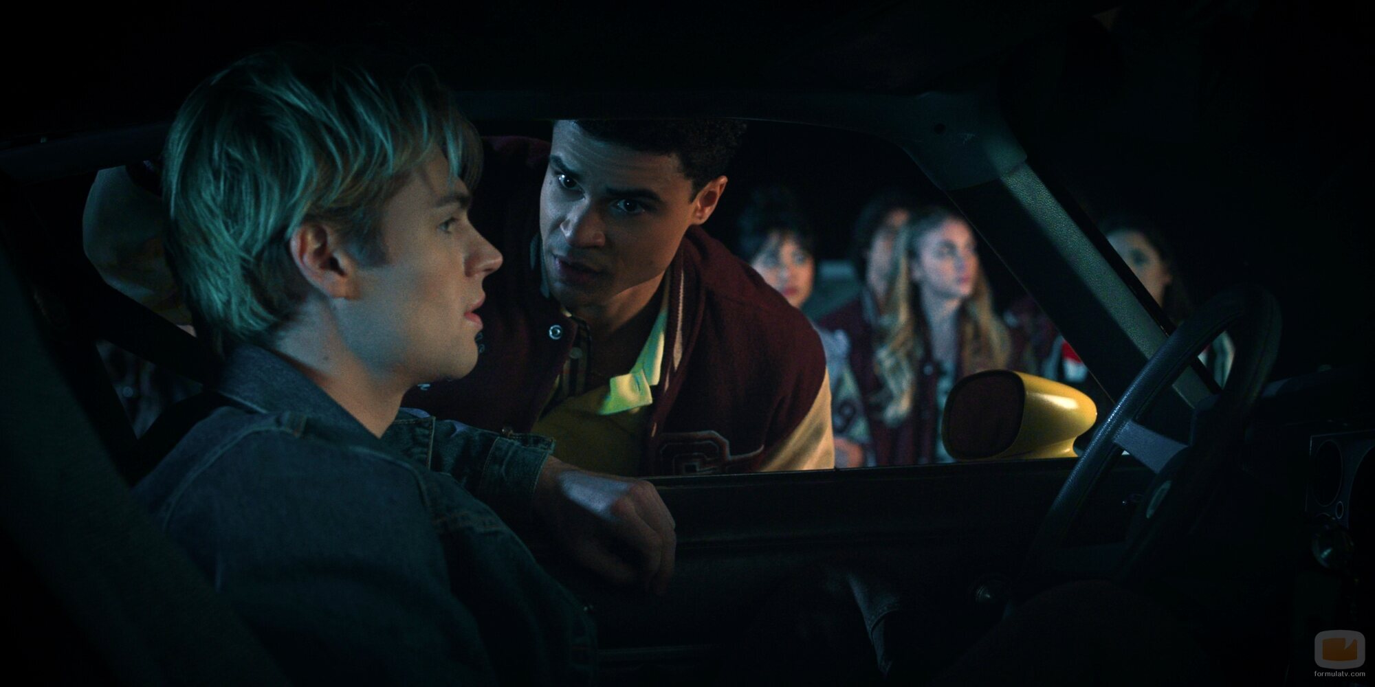 Kolton Stewart y Noah LaLonde en el 3x09 de 'Mi vida con los chicos Walter'