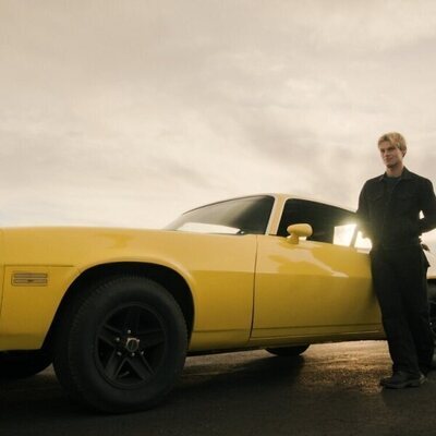 Chad Rook y Noah LaLonde en 3x10 'La bella y el maldito' de 'Mi vida con los chicos Walter'