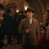 Naveen Paddock y Nikki Rodriguez en 'La bella y el maldito' de 'My Life with the Walter Boys'