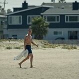 Drew Starkey en el 1x03 de 'Lucky'