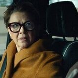 Annette Bening en el 1x04 de 'Lucky'