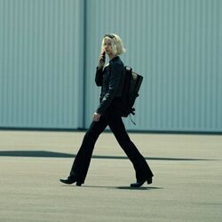 Anya Taylor-Joy en 1x05 'Personas malas' de 'Lucky'