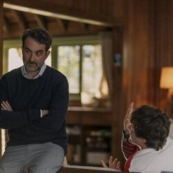 Jay Duplass en el 1x06 de 'Sterling Point'
