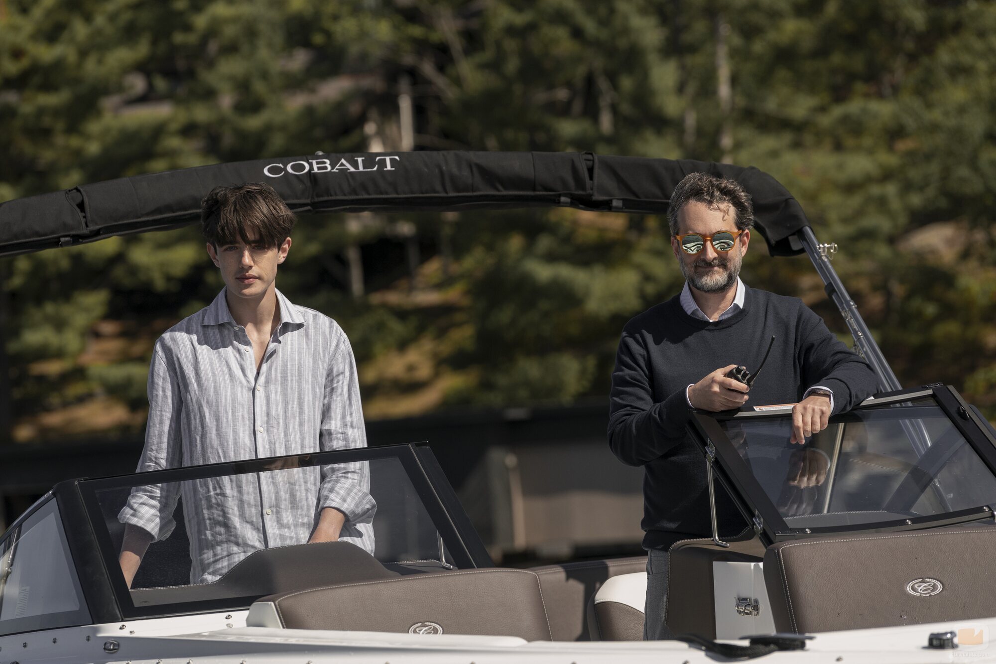 Daniel Quinn Toye y Jay Duplass en el 1x07 de 'Sterling Point'