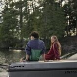 Amélie Hoeferle y Jacob Whiteduck-Lavoie en 'Tal vez son las caballas' de 'Sterling Point'