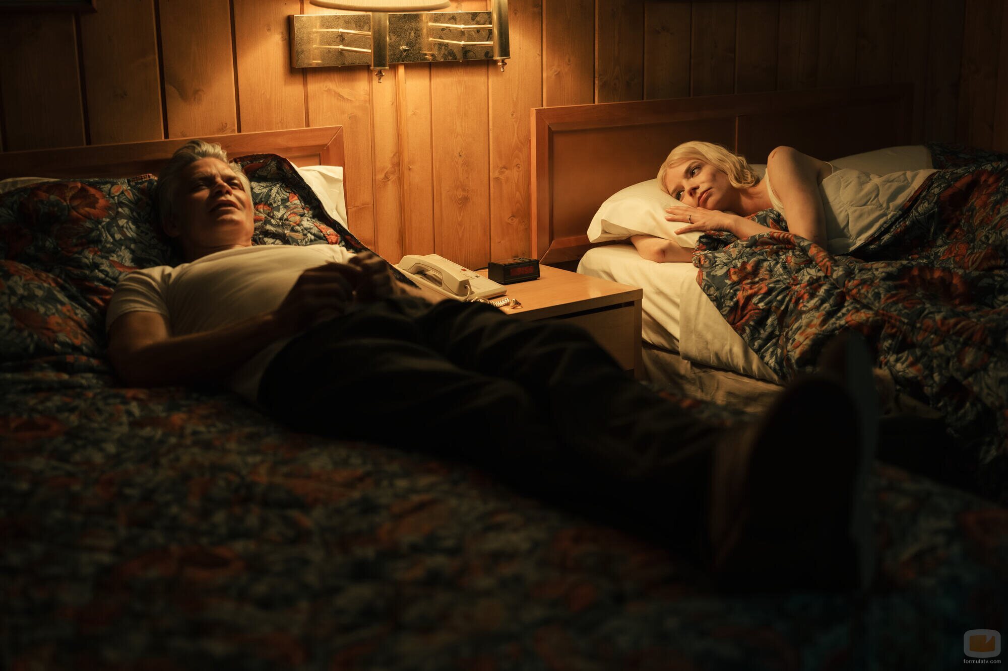 Timothy Olyphant y Anya Taylor-Joy en 'Cosas buenas' de 'Lucky'