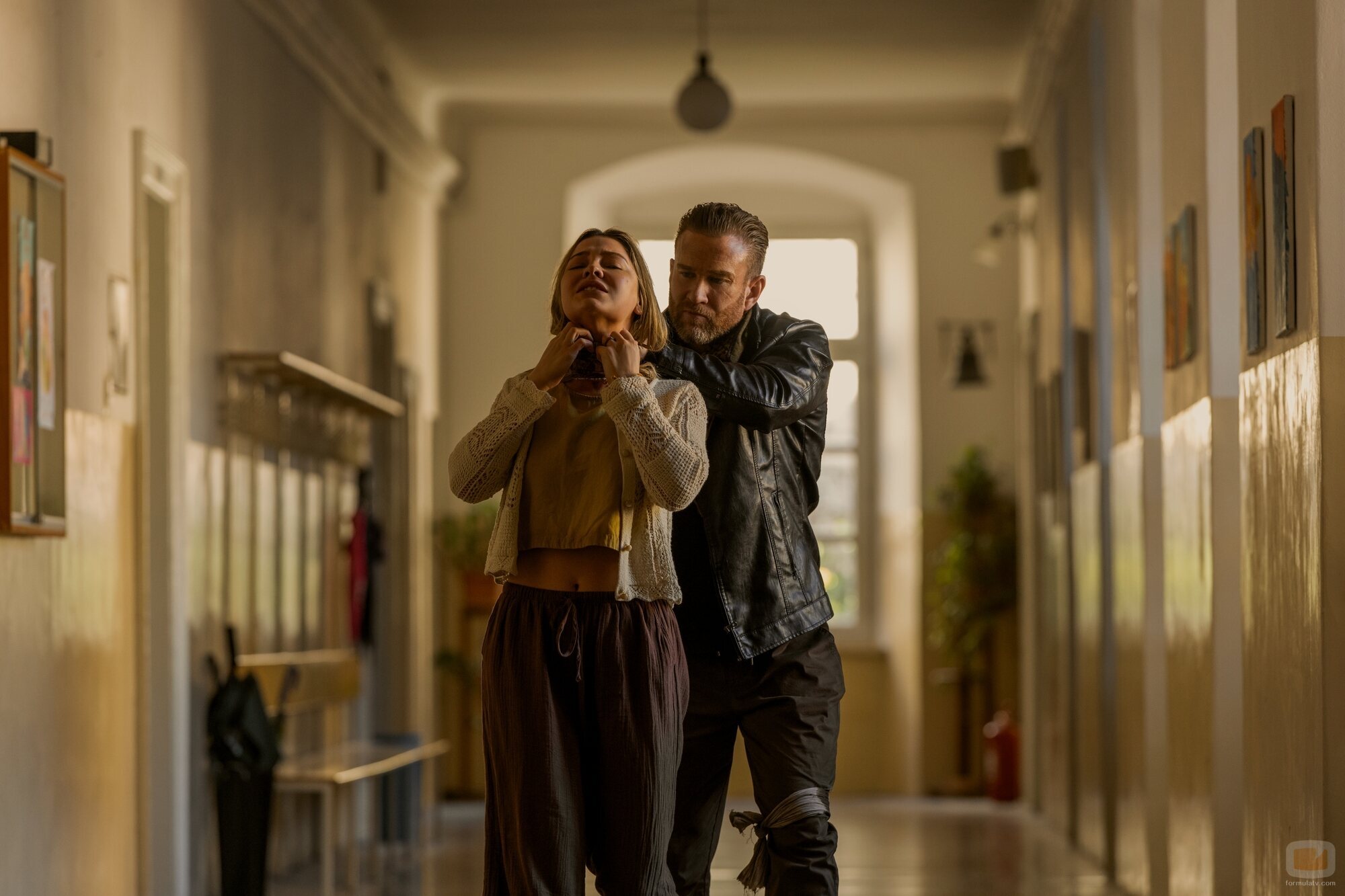 Madelyn Cline en el 5x01 de 'Outer Banks'