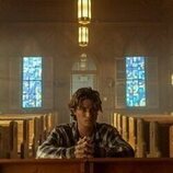 Chase Stokes en Capítulo 3 titulado 'El fardo' de 'Outer Banks'