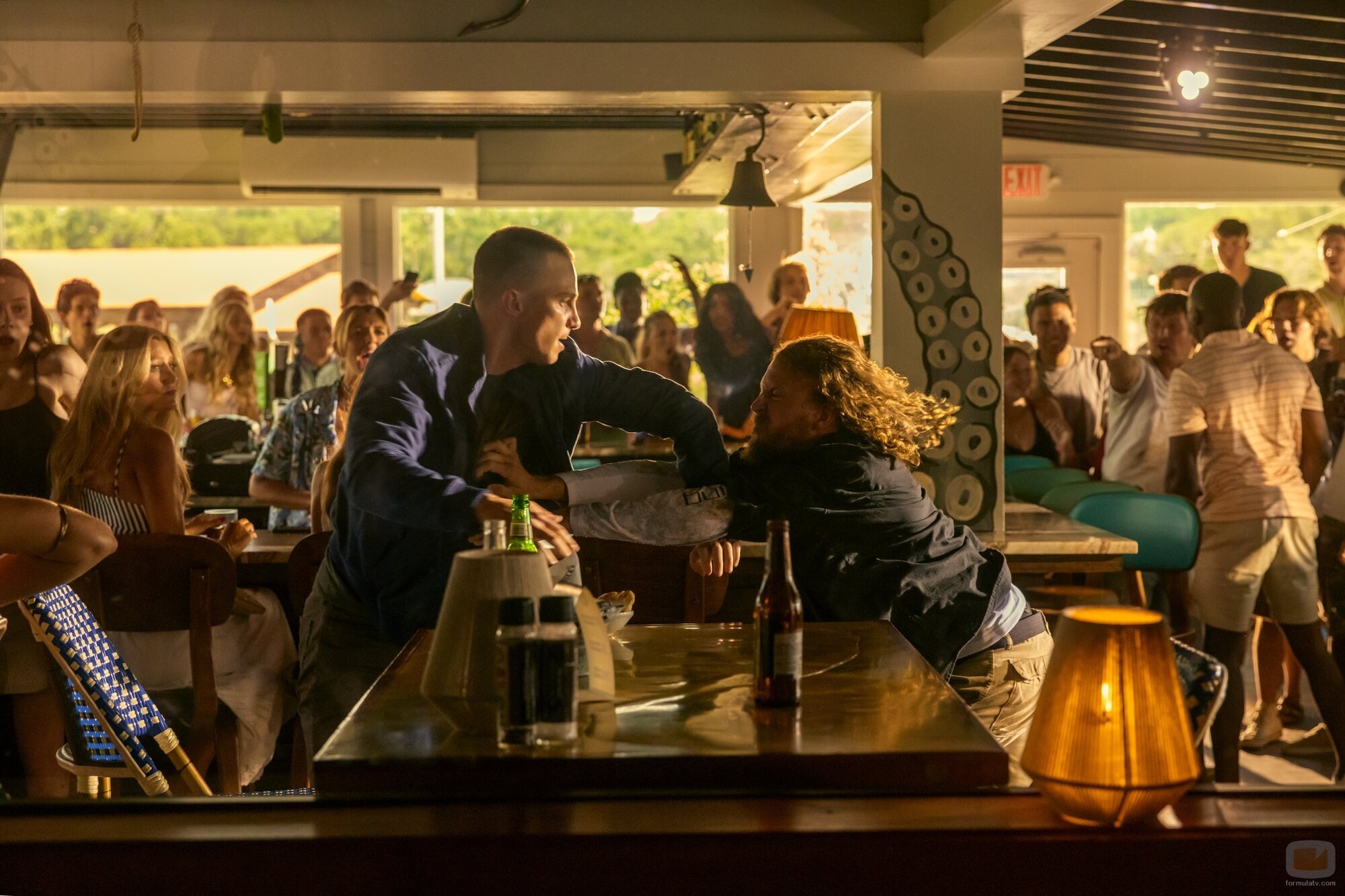 Drew Starkey en 5x03 'El fardo' de 'Outer Banks'