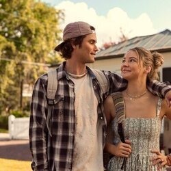 Chase Stokes y Madelyn Cline en 5x03 titulado 'El fardo' de 'Outer Banks'