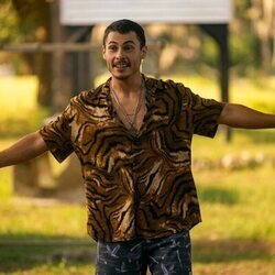 Nicholas Cirillo en 'El fardo' de 'Outer Banks'