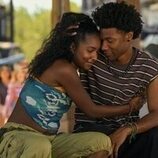 Carlacia Grant y J.D. en 'La escítala' de 'Outer Banks'