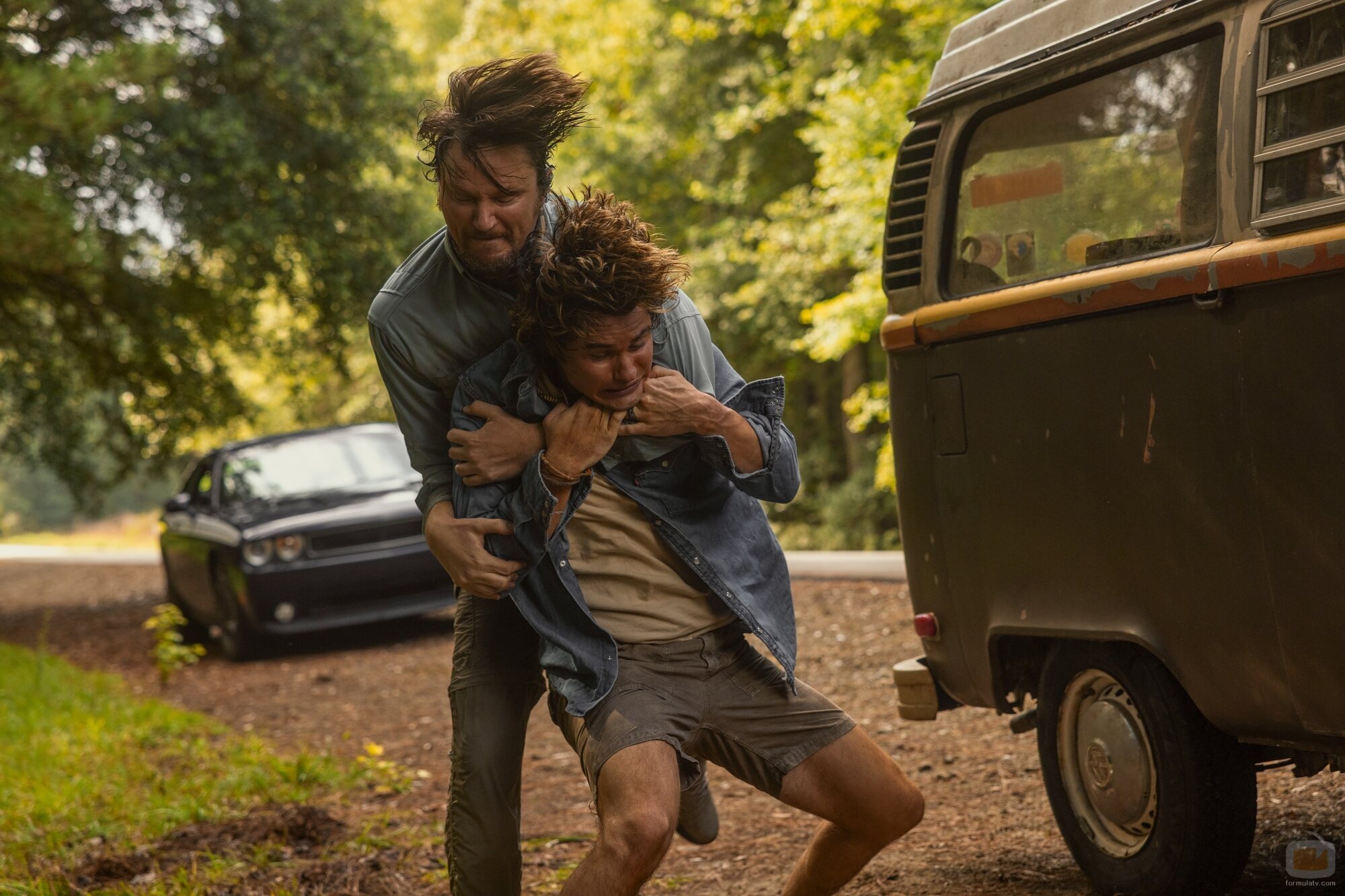 Chase Stokes en el 5x06 de 'Outer Banks'