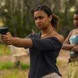 Carlacia Grant y Madison Bailey en 5x06 titulado 'La cuna del Jazz' de 'Outer Banks'