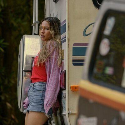 Madelyn Cline en la temporada 5 y el capítulo 06 de 'Outer Banks'