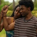 J.D. y Carlacia Grant en la temporada 5 y el capítulo 06 de 'Outer Banks'